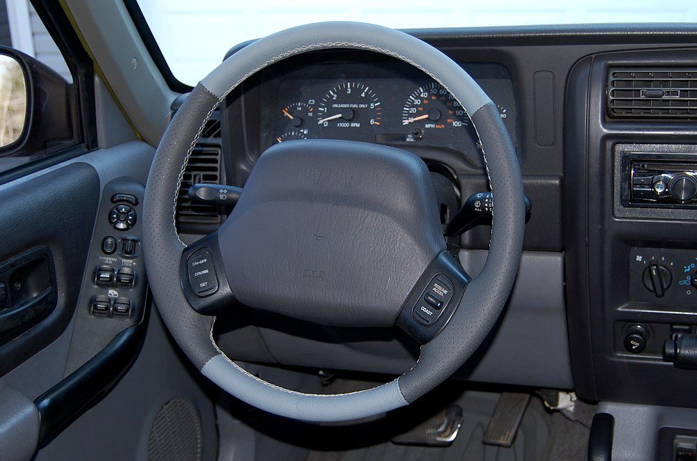 Jeep wrangler tj steering wheel cover