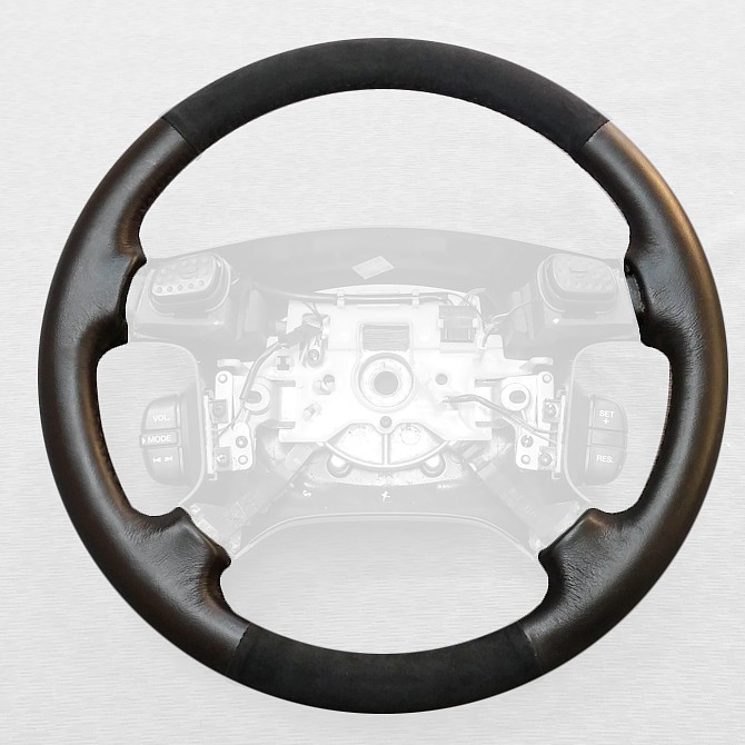 1999-04 Land Rover Discovery steering wheel cover