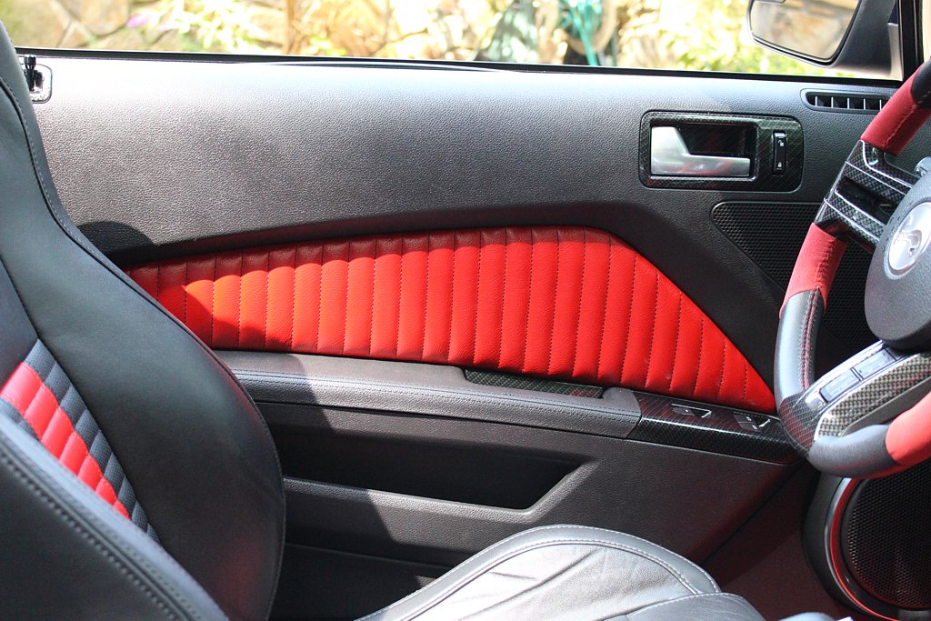 Ford Mustang Cabrio Orange Juice interior tuning — Alandi Motors.