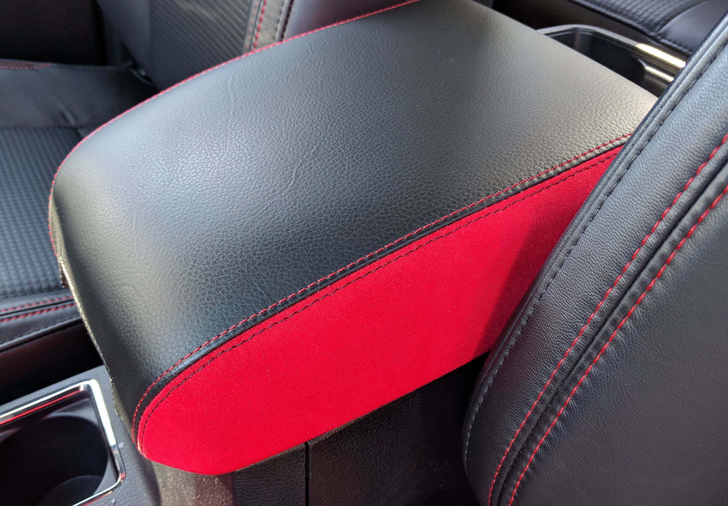 RED STITCH ARMREST COVER FITS MAZDA 6 2003-2008 BLACK REAL LEATHER