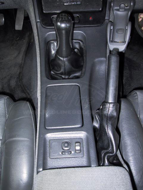 thumbnail image 2 of Compatible With Shift Boot & E Brake Boot For Nissan 350Z 2 of 10